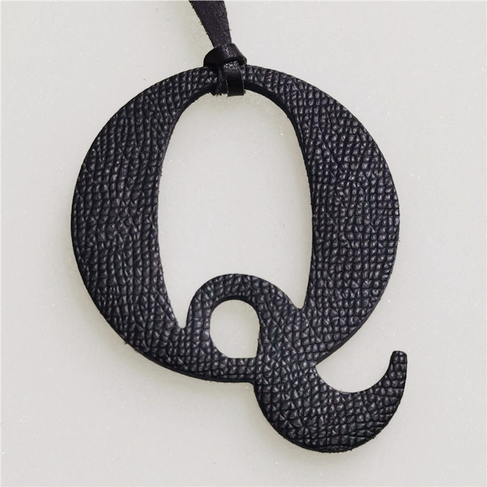 英字 Q アルファベット牛革 Pu レザー名イニシャル大文字 - Women Accessories Name In English のレビューと価格