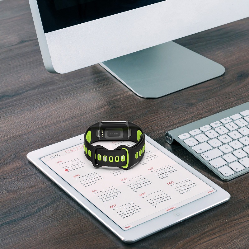 Fitbit Charge 6スマートウォッチ用ストラップ, - Women'S Accessories Nike のレビューと価格